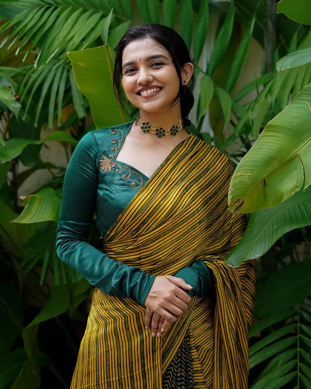 MALAYALAM ACTRESS MAMITHA BAIJU IN GREEN SAREE BLUE BLOUSE